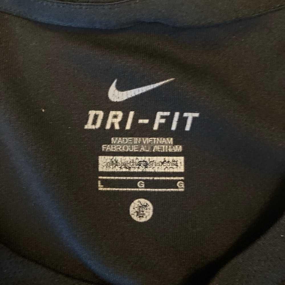 Nike Dri-FIT Tee - Picture 2 of 2